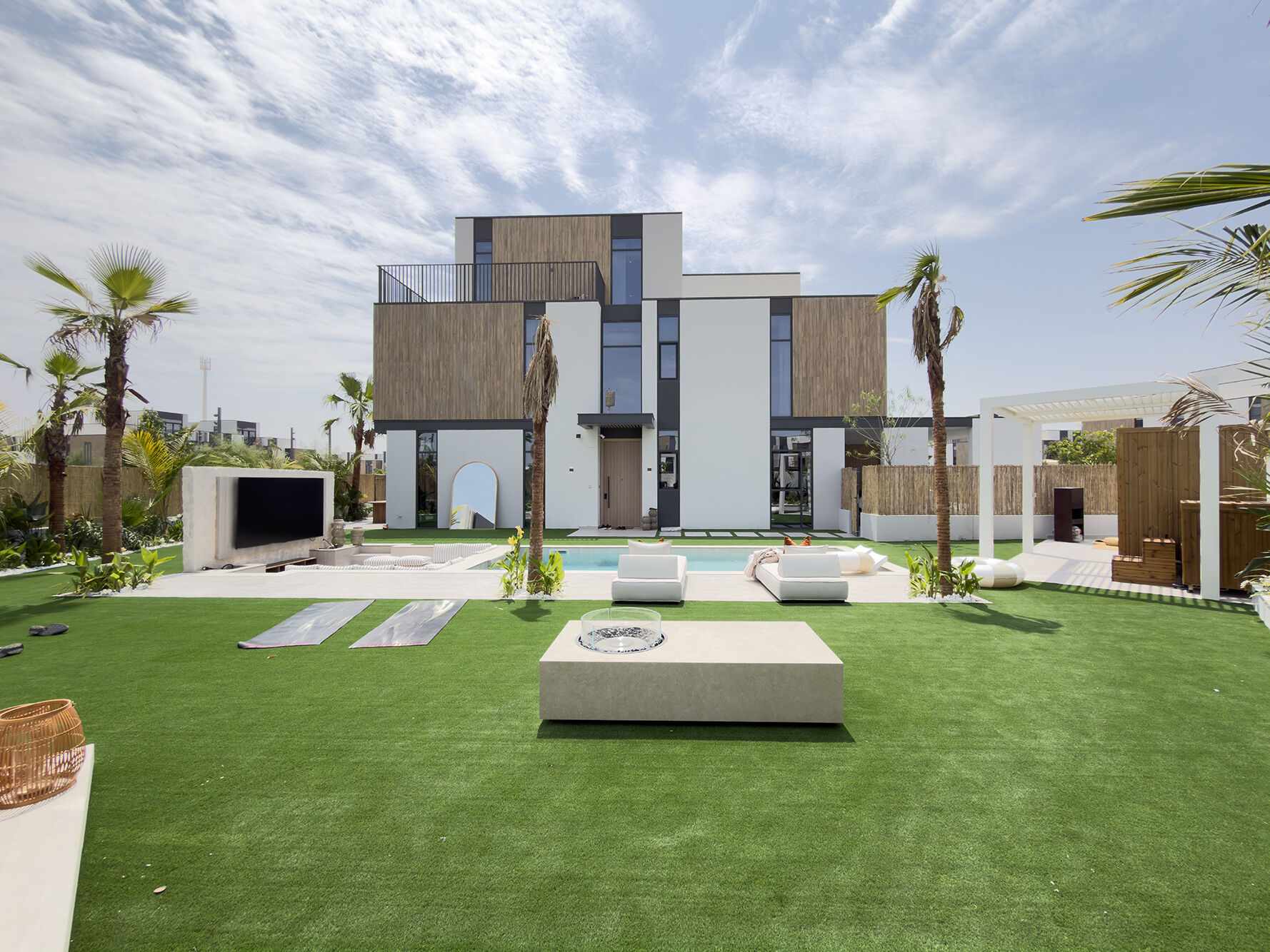 Back exterior, full villa with pool